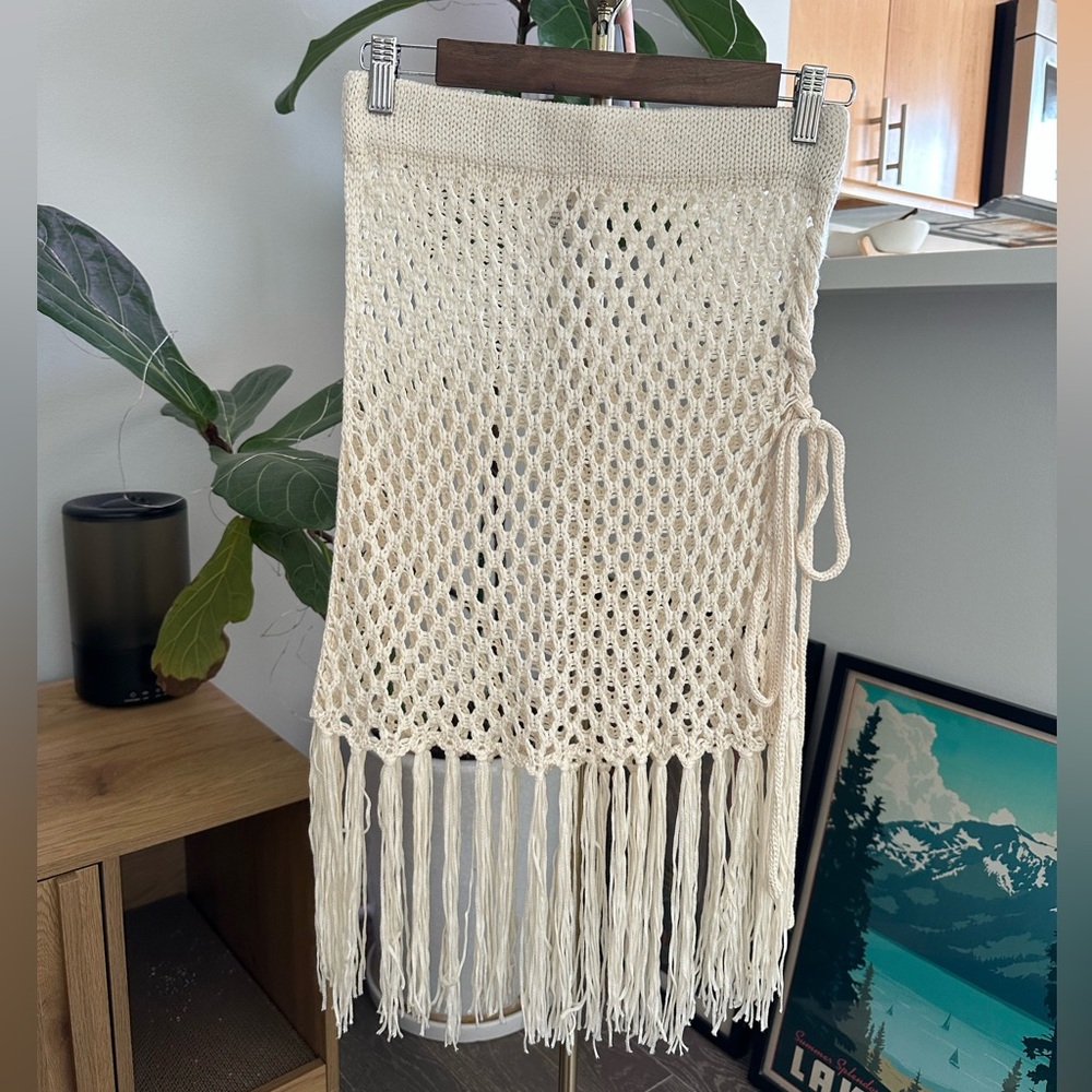 Lulu's Cream Crochet Fringe Swim Coverup Skirt